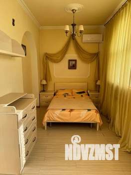 Дом 300м&sup2;, 3-этажный, посуточно, 