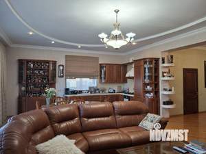 Дом 400м², 3-этажный, на длительный срок, 