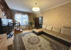 Дом 233м², 2-этажный, участок 3 сот.  