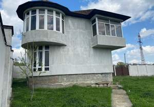 Дом 142м², 2-этажный, участок 9 сот.  