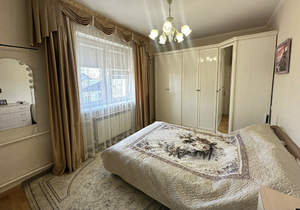 Дом 233м², 2-этажный, участок 3 сот.  