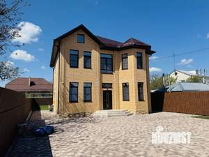 Дом 220м², 2-этажный, участок 6 сот.  