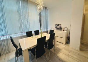 Дом 190м&sup2;, 3-этажный, участок 5 сот.  