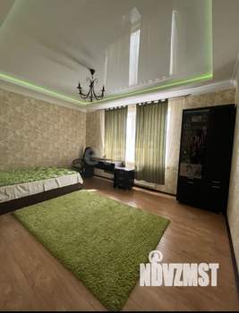 Дом 330м², 3-этажный, участок 10 сот.  