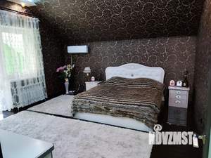 Дом 199м², 2-этажный, участок 5 сот.  