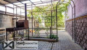 Дом 340м², 3-этажный, участок 7 сот.  