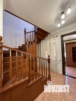 Дом 273м², 2-этажный, участок 5 сот.  