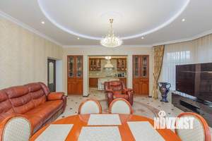 Дом 390м², 2-этажный, участок 12 сот.  