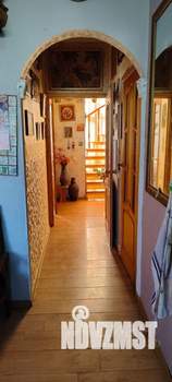 Дом 156м², 3-этажный, участок 1 сот.  