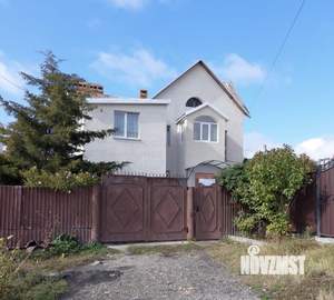 Дом 270м², 2-этажный, участок 10 сот.  