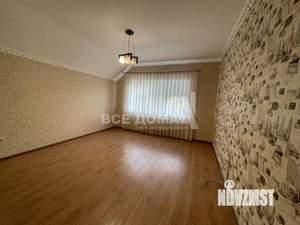 Дом 263м², 2-этажный, участок 8 сот.  