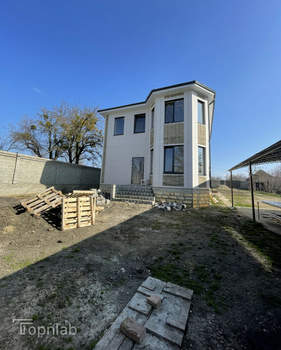 Дом 100м², 2-этажный, участок 0 сот.  