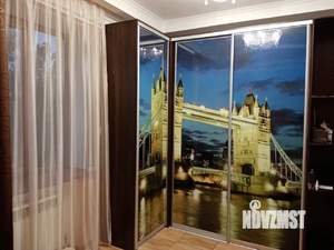 Дом 200м², 2-этажный, участок 10 сот.  