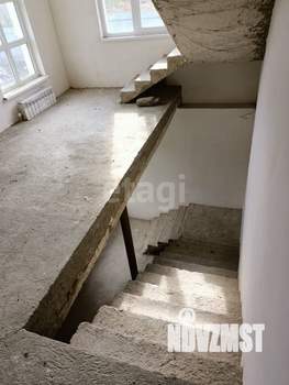 Дом 189м&sup2;, 2-этажный, участок 9 сот.  