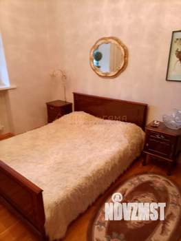 Коттедж 220м², 2-этажный, участок 3 сот.  
