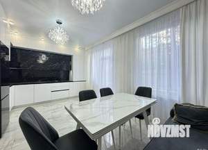 Дом 125м², 2-этажный, участок 2 сот.  