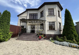 Дом 370м², 2-этажный, участок 6 сот.  