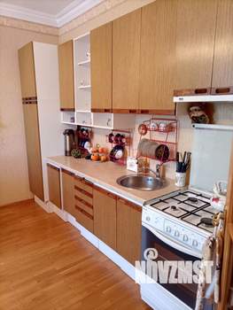 Коттедж 220м², 2-этажный, участок 3 сот.  