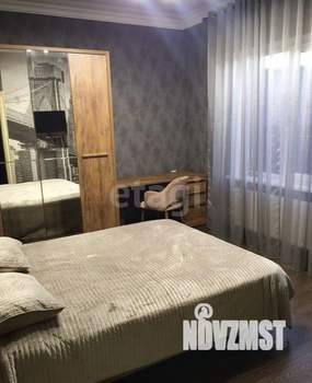 Дом 194м², 2-этажный, участок 6 сот.  