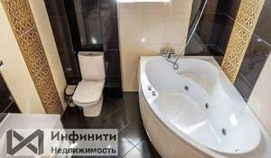 Дом 340м², 3-этажный, участок 7 сот.  