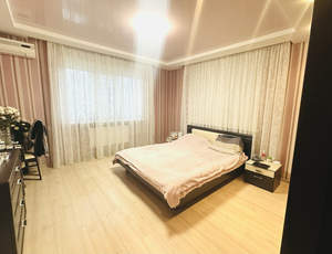 Дом 190м&sup2;, 3-этажный, участок 5 сот.  