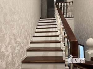 Дом 220м², 2-этажный, участок 7 сот.  