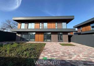 Дом 230м², 2-этажный, участок 5 сот.  