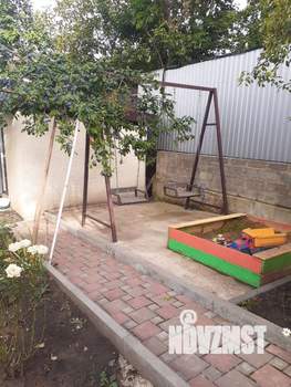 Дом 250м², 2-этажный, участок 6 сот.  