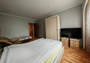 Дом 140м², 2-этажный, участок 7 сот.  