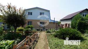 Дом 160м&sup2;, 2-этажный, участок 6 сот.  