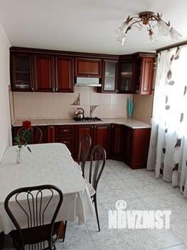 Дом 200м², 2-этажный, участок 4 сот.  