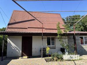 Дом 60м², 2-этажный, участок 6 сот.  