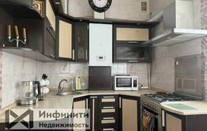 Дом 220м², 3-этажный, участок 1 сот.  