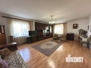 Дом 160м², 2-этажный, участок 5 сот.  