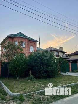 Дом 251м², 2-этажный, участок 8 сот.  