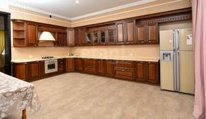 Дом 574м², 3-этажный, участок 6 сот.  