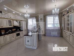 Дом 342м², 3-этажный, участок 5 сот.  