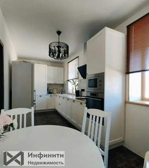 Дом 140м², 2-этажный, участок 4 сот.  