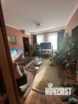 Дом 140м², 2-этажный, участок 9 сот.  