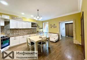 Дом 190м², 2-этажный, участок 5 сот.  