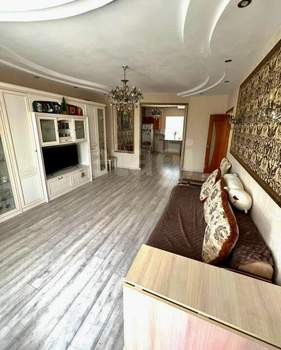 Дом 251м², 2-этажный, участок 8 сот.  