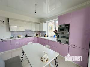 Дом 280м², 2-этажный, участок 5 сот.  