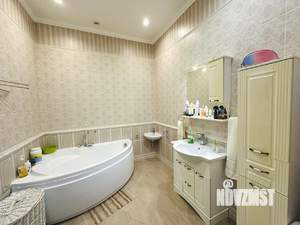 Дом 125м&sup2;, 2-этажный, участок 6 сот.  