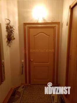 Коттедж 220м², 2-этажный, участок 3 сот.  