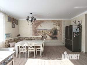 Дом 175м², 2-этажный, участок 10 сот.  