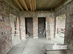 Дом 475м², 3-этажный, участок 10 сот.  