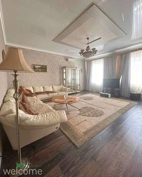 Дом 217м², 2-этажный, участок 645 сот.  