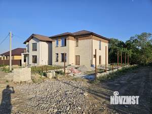 Дом 185м², 2-этажный, участок 4 сот.  