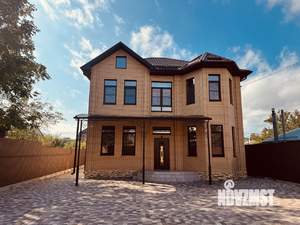 Дом 220м², 2-этажный, участок 7 сот.  