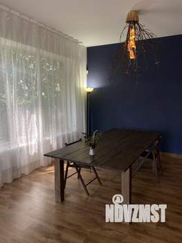 Дом 180м², 2-этажный, участок 6 сот.  